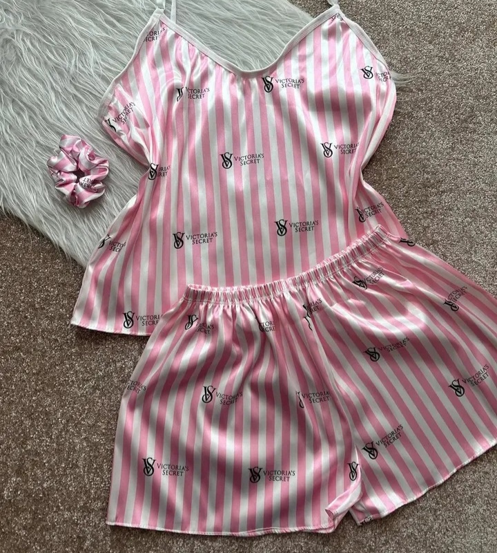 لباس خواب ساتن زنانه طرح راه راه (ویکتوریا سکرت)