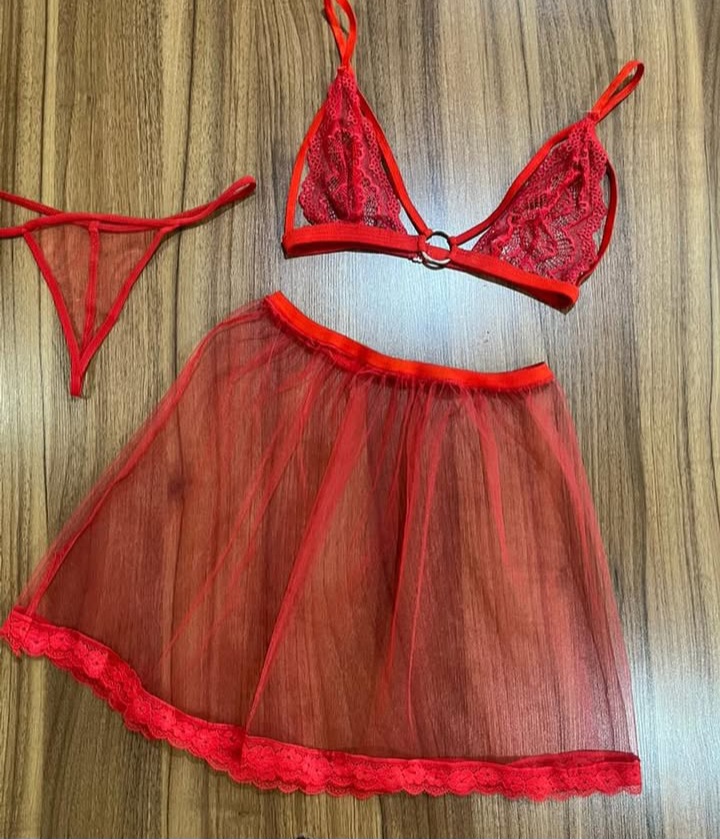 پک لباس خواب فانتزی سه تیکه وارداتی قرمز و ۶ عدد شورت کش پهن نخ پنبه اعلا طرحدار