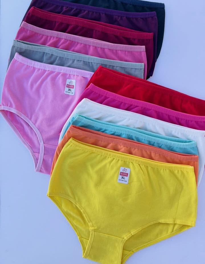 شورت زنانه نخ کتان اعلا قواره گنی برند لعیا بسته ۱۲ عددی